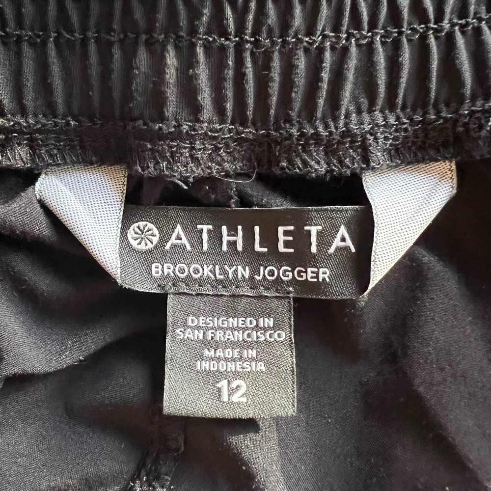Athleta black Brooklyn joggers